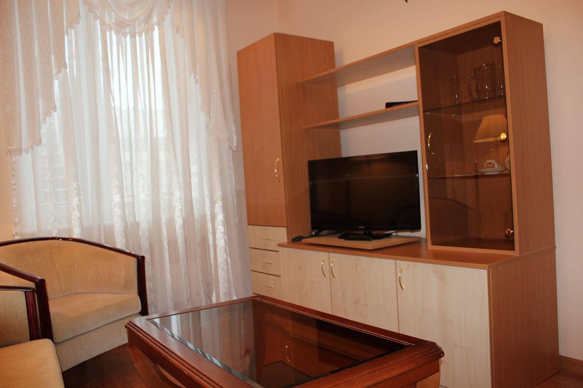 Hotel Rossiya Noyabrsk Luaran gambar