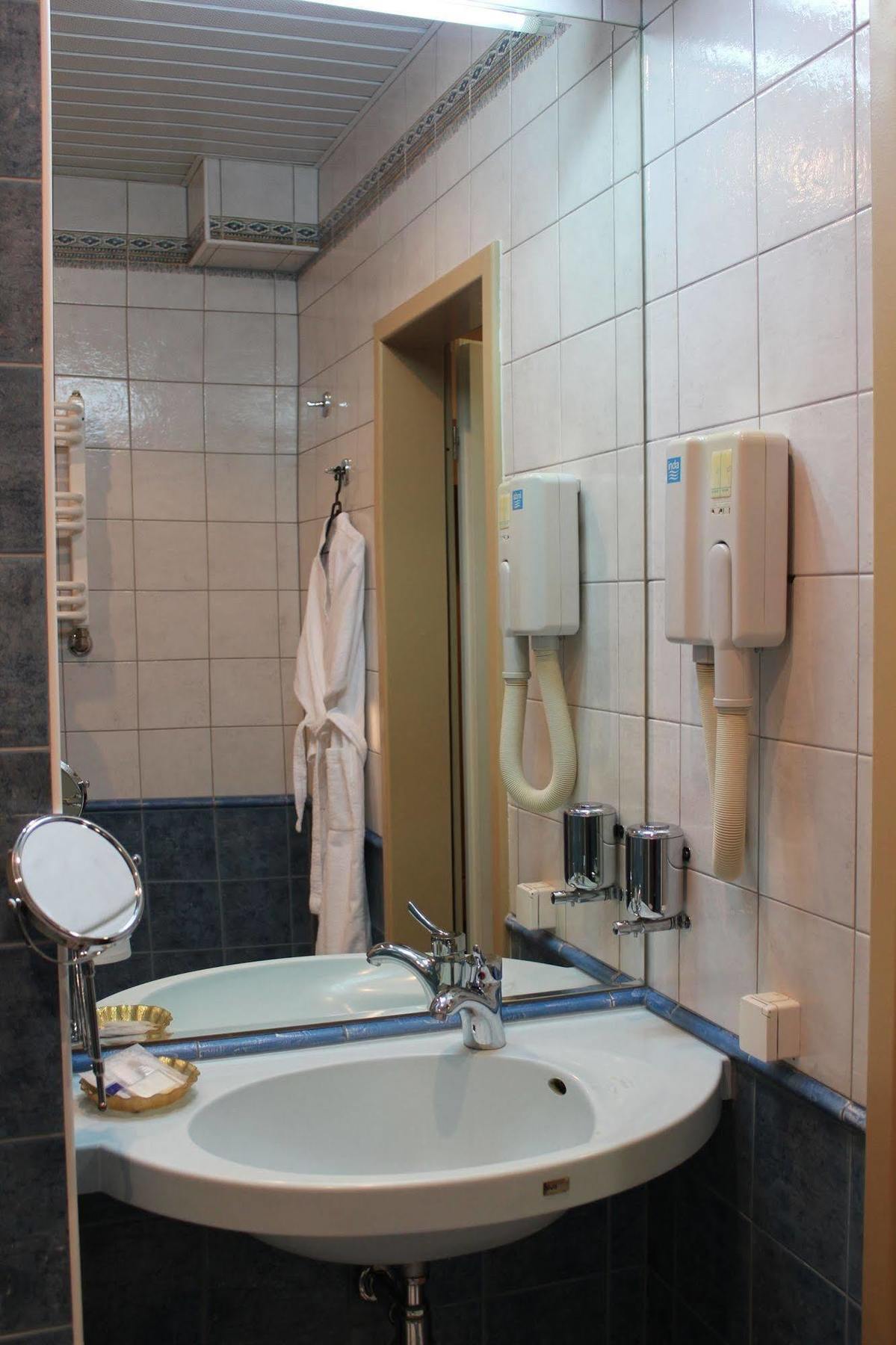 Hotel Rossiya Noyabrsk Luaran gambar